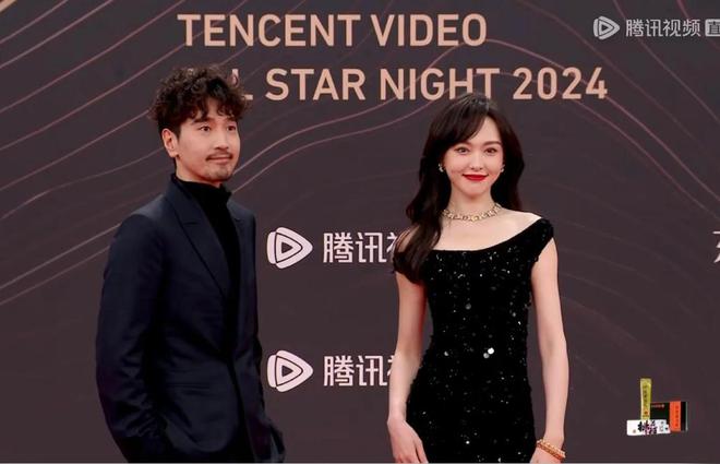 个个风情万种却被29岁三线小花抢风头九游会j9登陆澳门这一天内娱一线女星(图28)